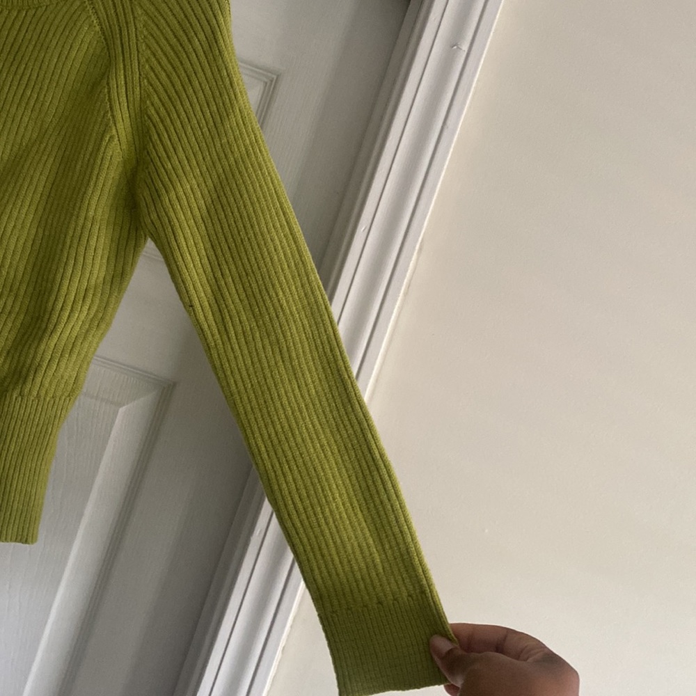 REBDOLLS | Ribbed Cropped Sweater - Picture 5 of 8